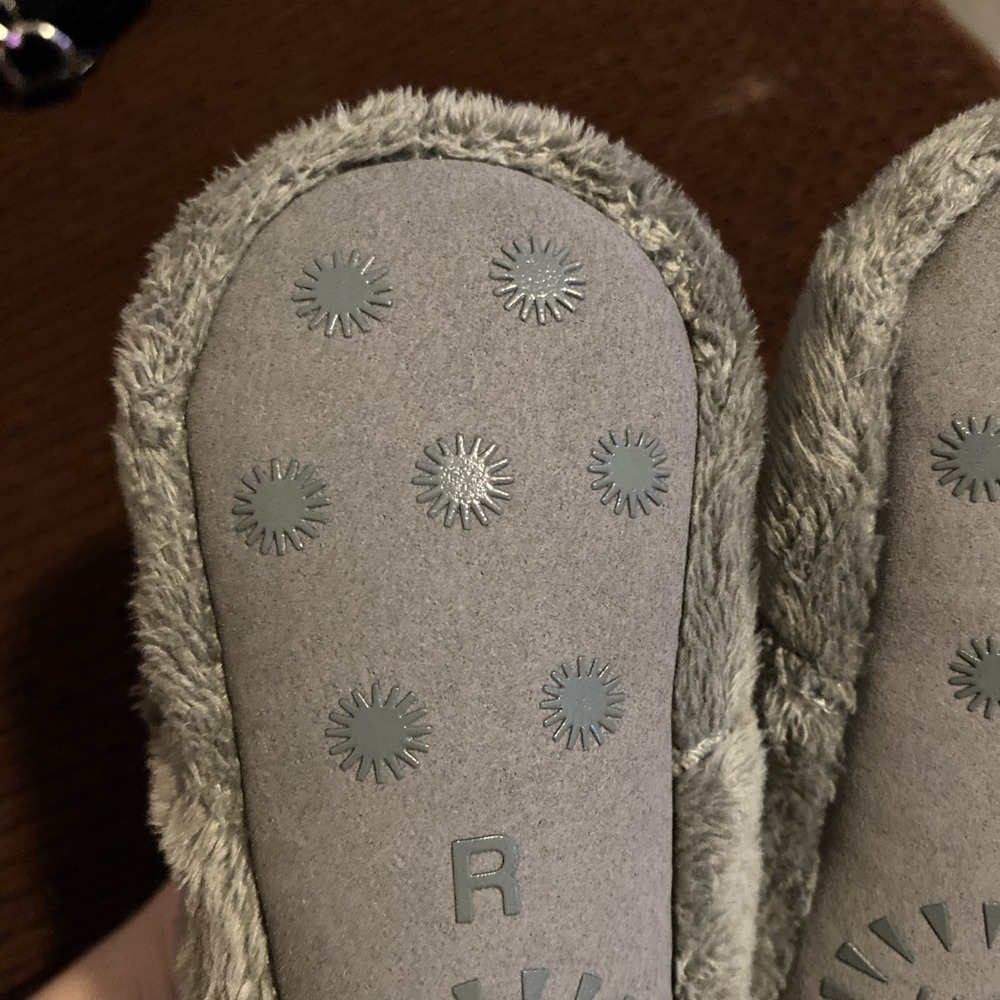 Uggs Infant Bixbee Booties Furry‎ Gray Boots Size 4/5 EUC - Picture 12 of 16